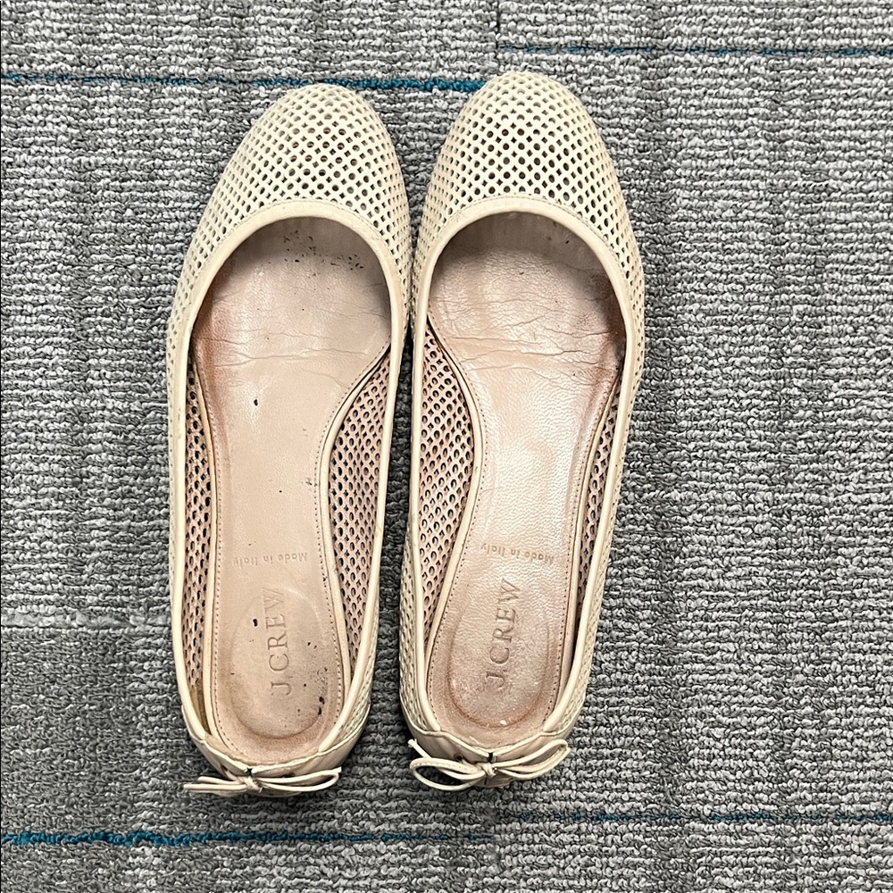 J. Crew Perforated Cream Ballet Flats with Bow made in Italy
